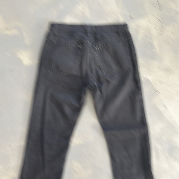 John Varvatos , Slim Straight denim in 31R. Excellent condition. - Picture 5 of 5